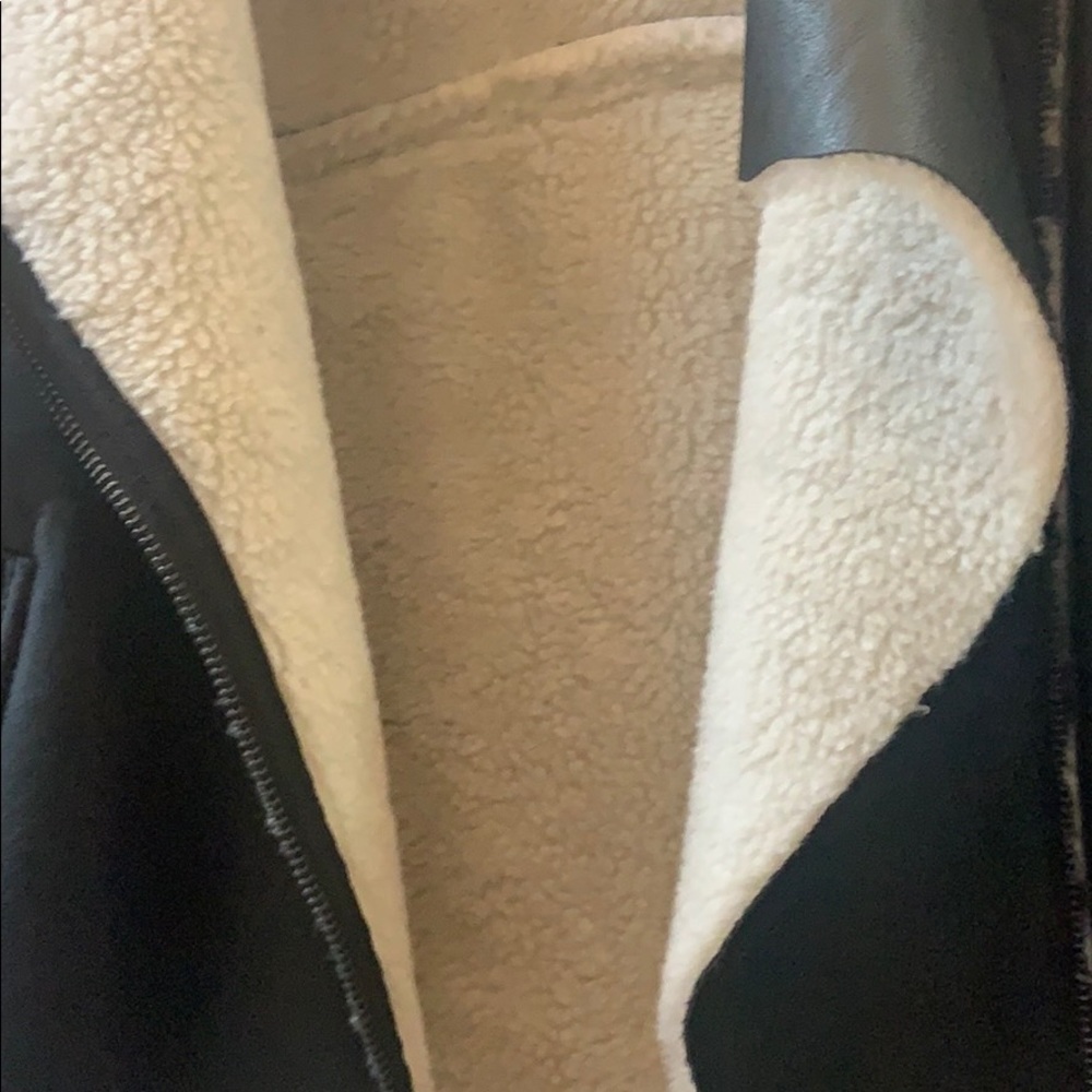 Fun leather jacket - Picture 3 of 3